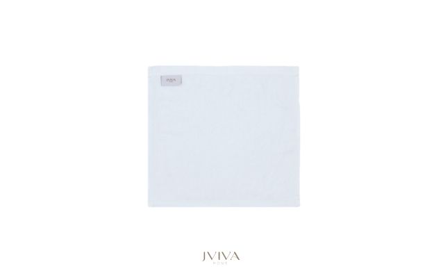 ผ้าเช็ดหน้าใยไผ่ 100% ขนาด 13x13 นิ้ว สีขาว White Crystal
