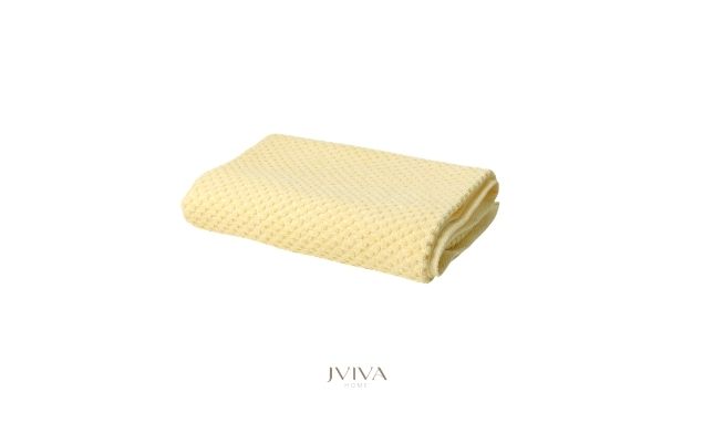 ผ้าขนหนูคอตตอน เช็ดตัว 27x54 นิ้ว - CottonLuxe Collection_Dotted เหลือง Butter Yellow
